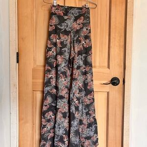 Fish 🐠 Wide-Leg Pants